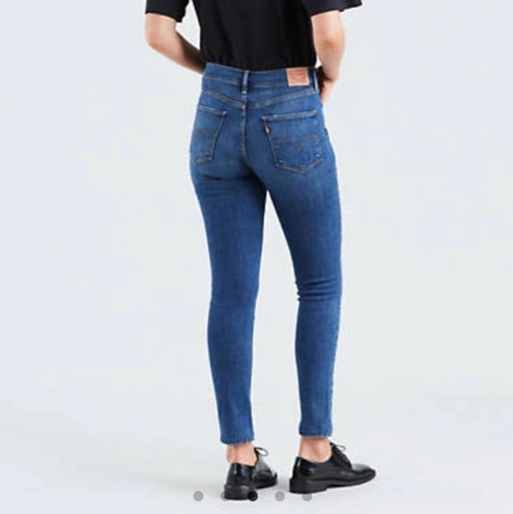 High Waist Levi Skinny Leg Dark Denim Jeans - Picture 2 of 8
